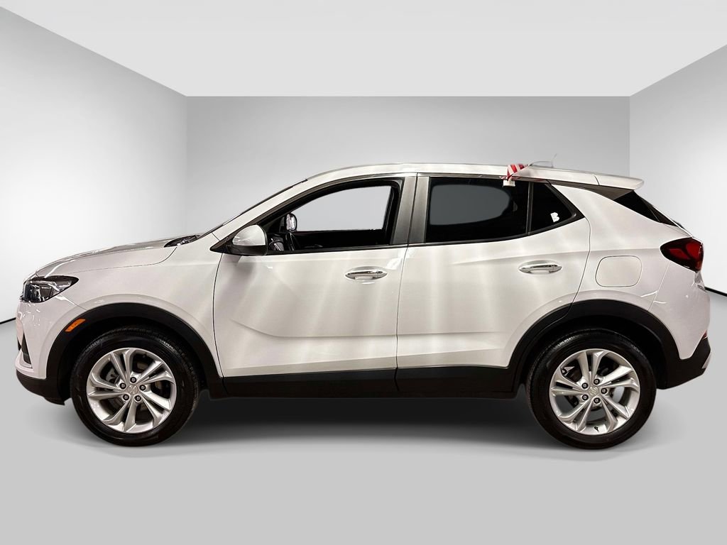 Used 2023 Buick Encore GX Preferred w/ Cold Weather Comfort Package FWD image 2