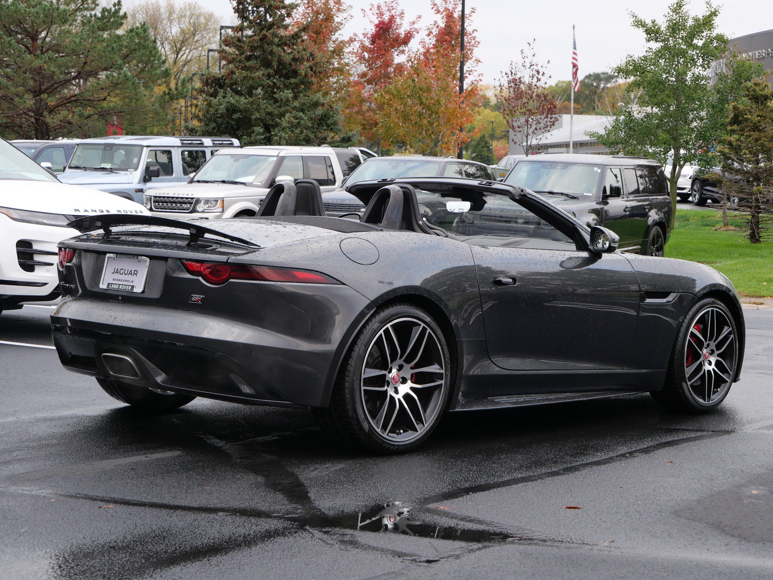 Used 2020 Jaguar F-TYPE Convertible RWD image 5