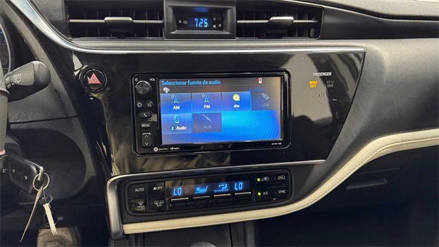 Used 2017 Toyota Corolla iM image 21