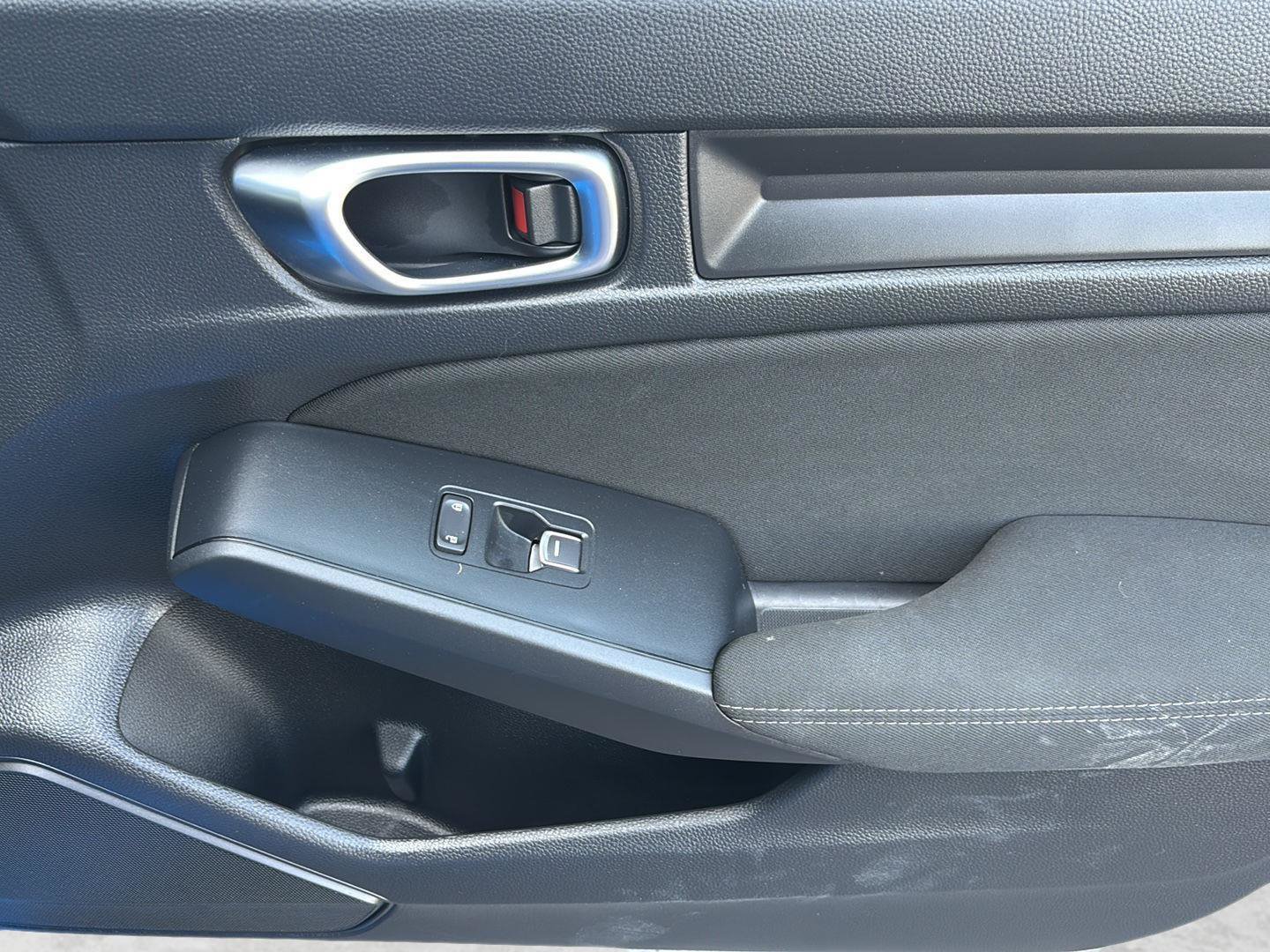 Used 2022 Honda Civic Sport image 18