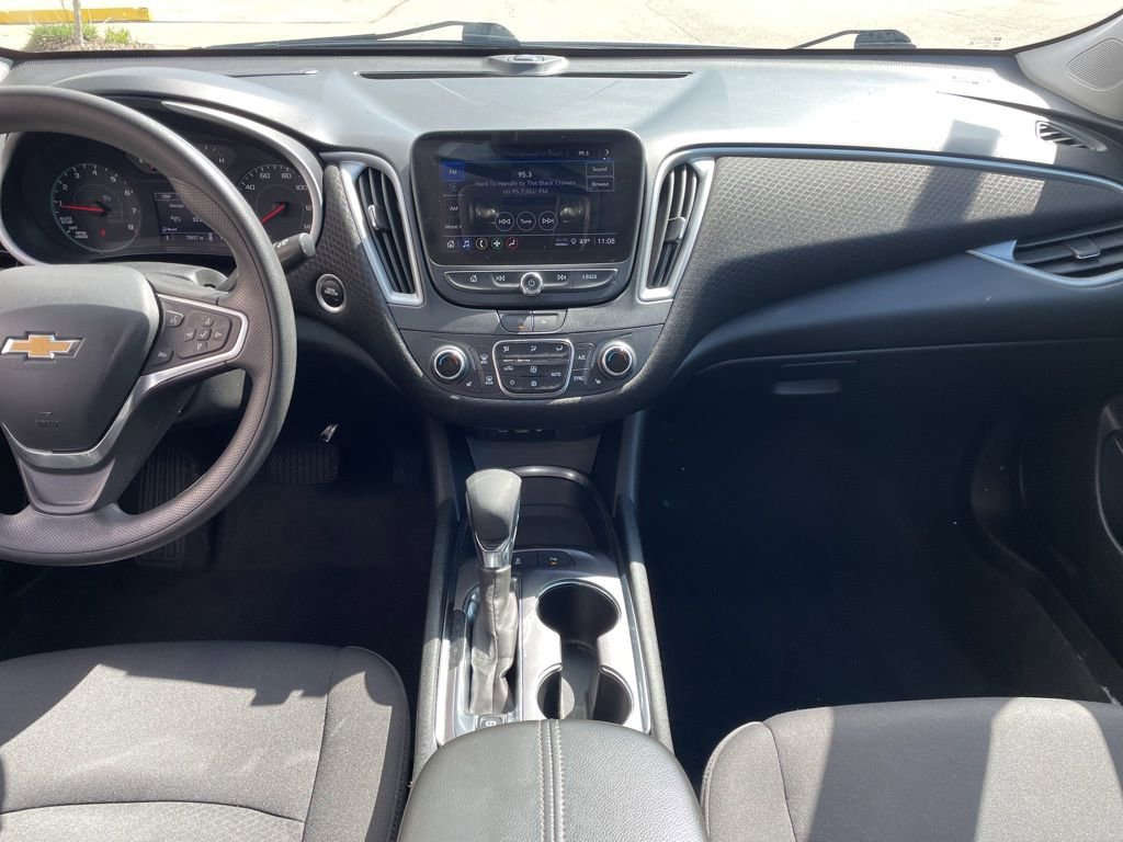 Used 2024 Chevrolet Malibu LT FWD image 11