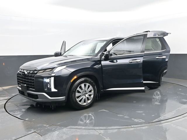 Used 2024 Hyundai Palisade SE image 31