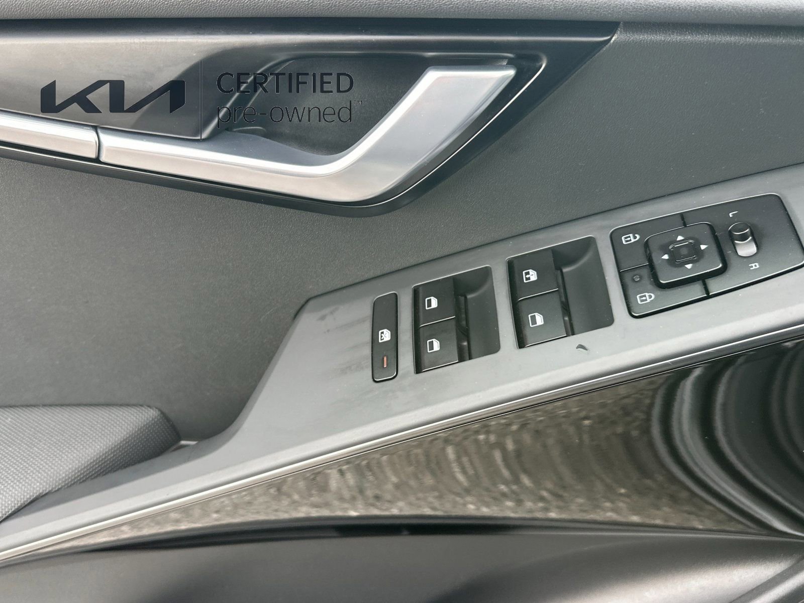 Certified 2023 Kia Niro Wind image 12