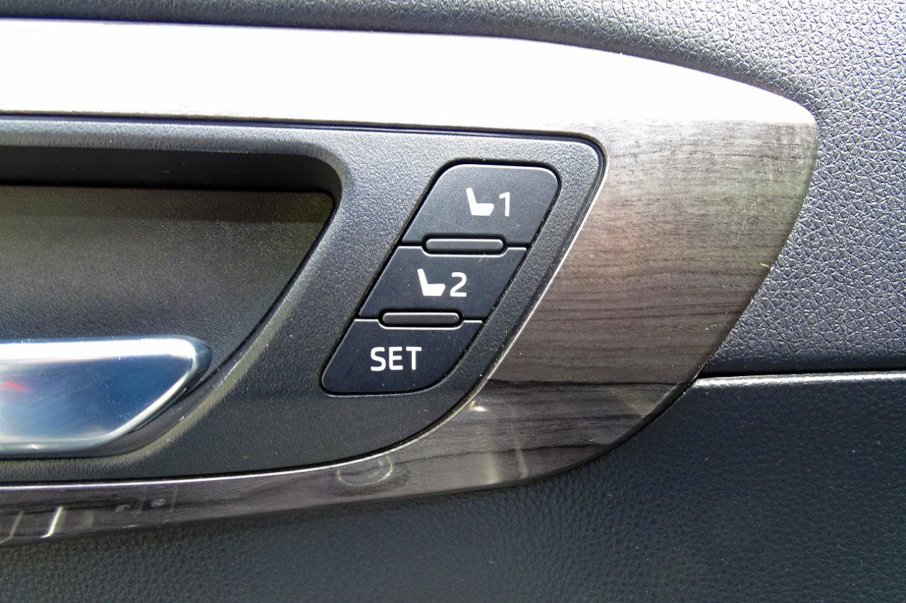 Used 2022 Toyota Highlander Platinum AWD/4WD image 15