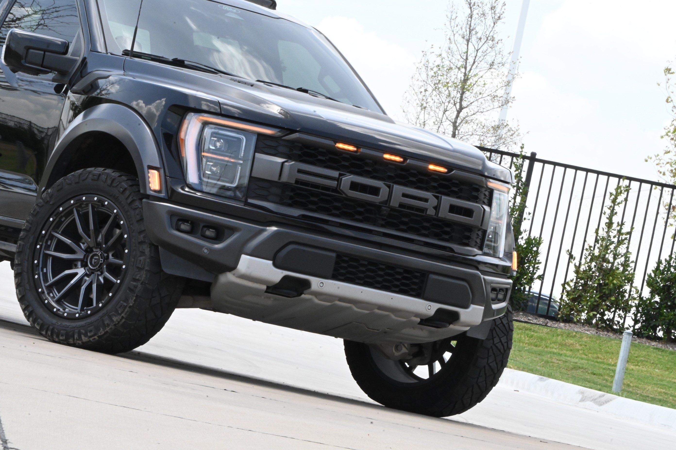 Used 2022 Ford F150 Raptor w/ Equipment Group 801A High AWD/4WD image 37
