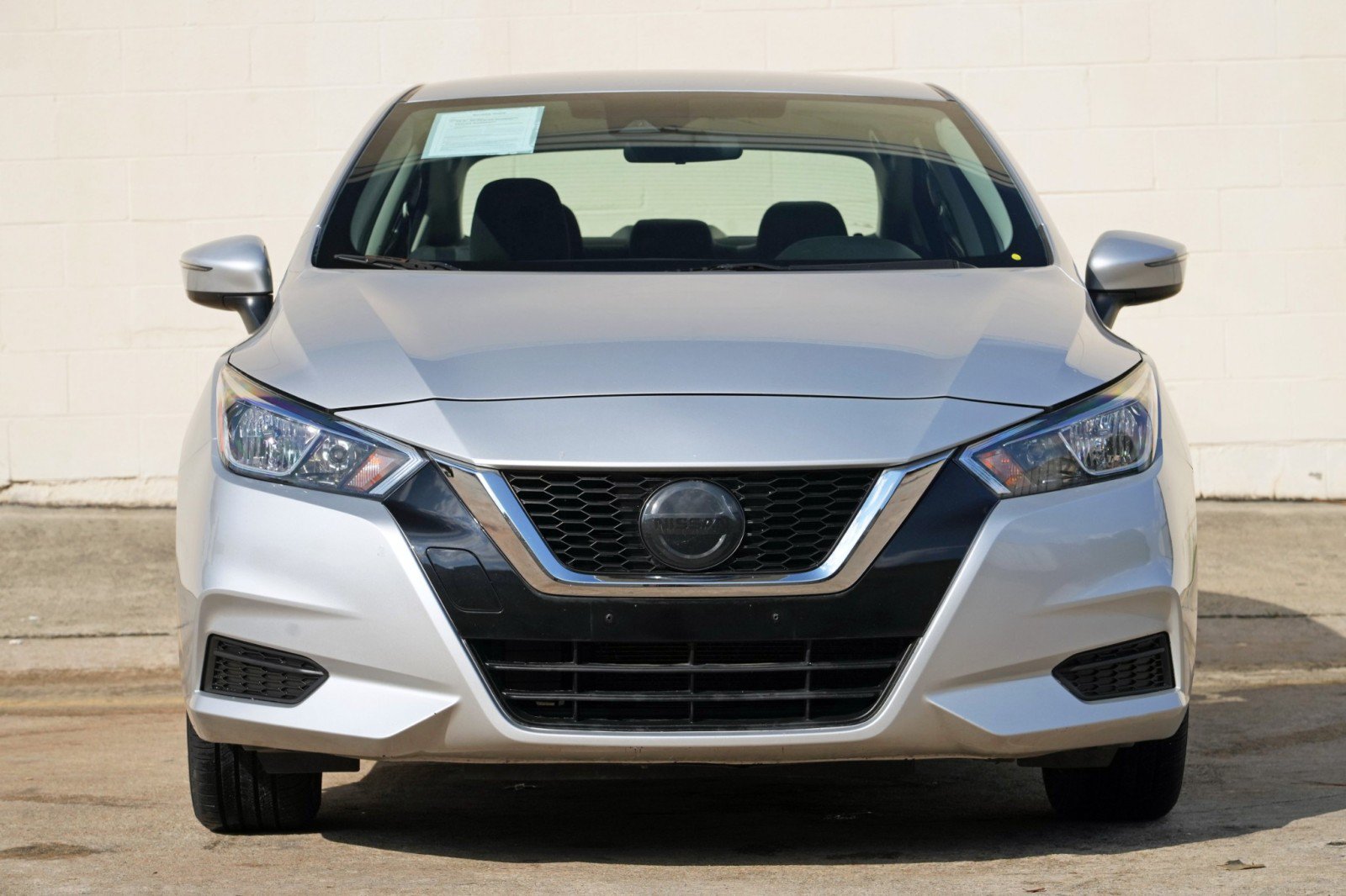 Used 2021 Nissan Versa SV FWD image 6