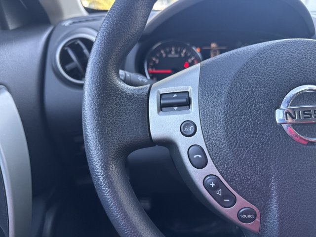 Used 2015 Nissan Rogue S w/ Convenience Package FWD image 16