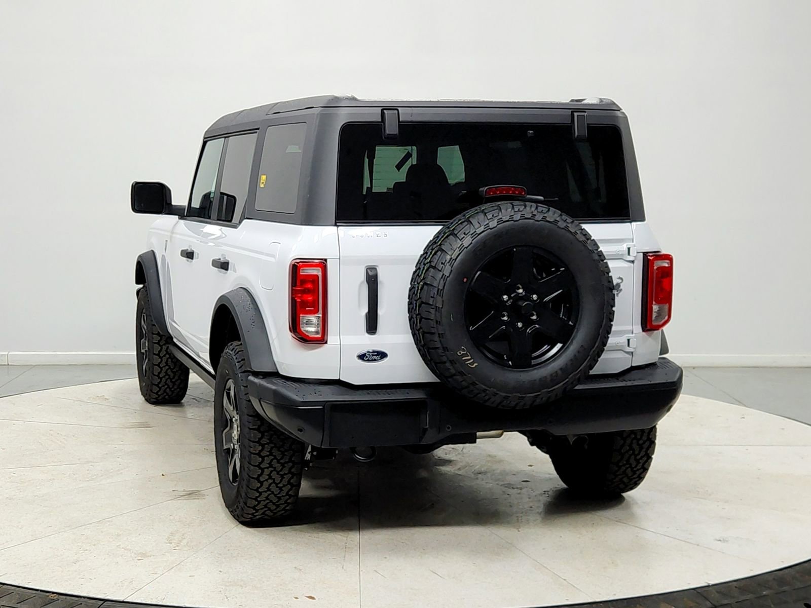 New 2025 Ford Bronco Big Bend w/ Black Diamond Package image 6
