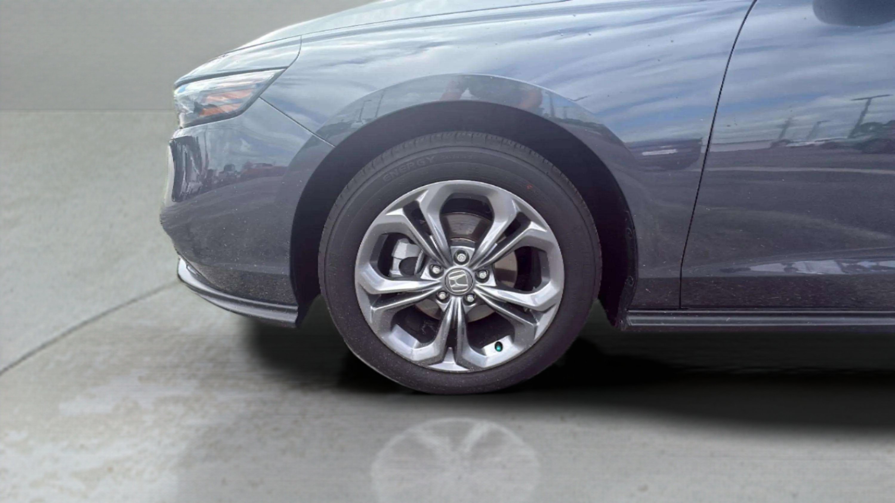 Used 2024 Honda Accord EX image 12