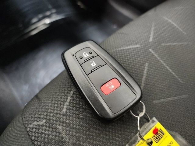 Certified 2024 Toyota RAV4 XLE image 33