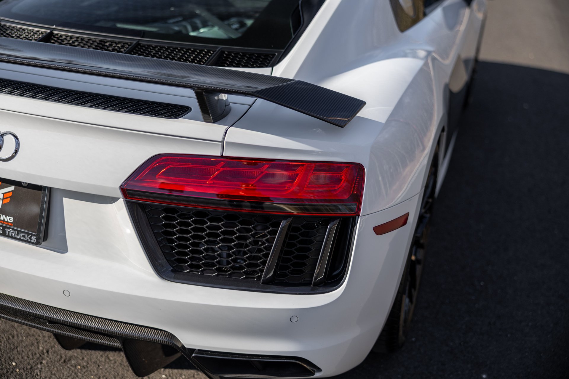 Used 2018 Audi R8 V10 plus image 28