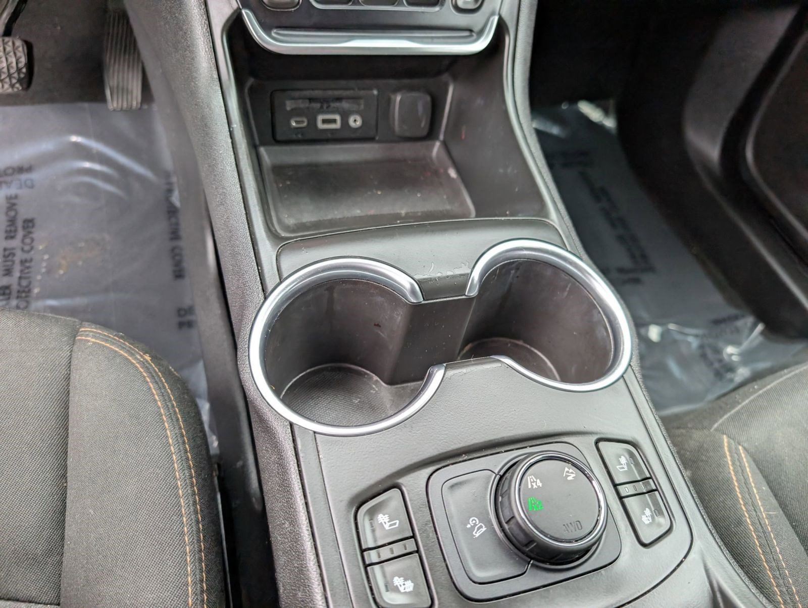 Used 2018 GMC Terrain SLE w/ Driver Convenience Package image 25