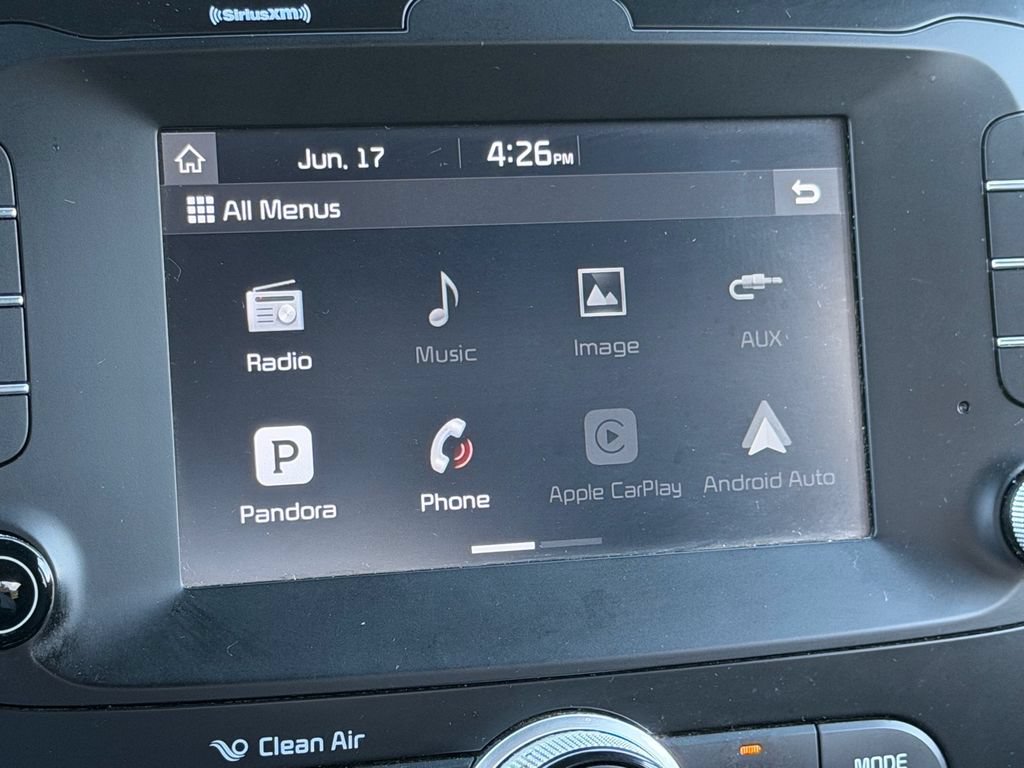 Used 2018 Kia Soul + FWD image 29