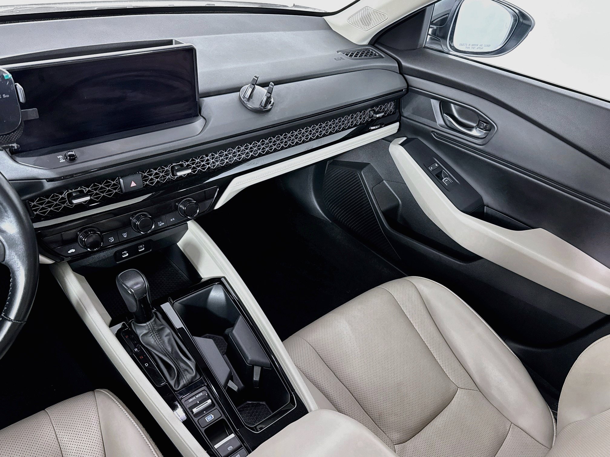 Used 2024 Honda Accord EX-L image 23