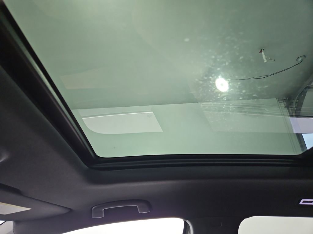 New 2026 Volkswagen Atlas Cross Sport SEL image 21