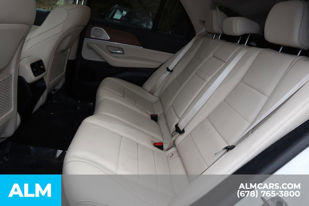 Used 2023 Mercedes-Benz GLE 450 4MATIC w/ AMG Line Exterior image 18