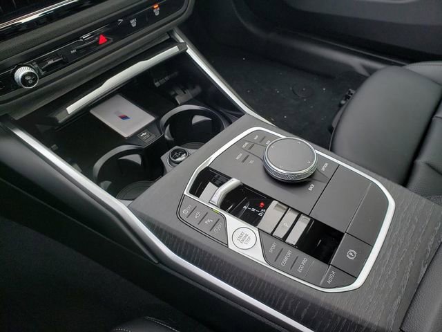 New 2026 BMW 330i xDrive Sedan w/ M Sport Package image 27