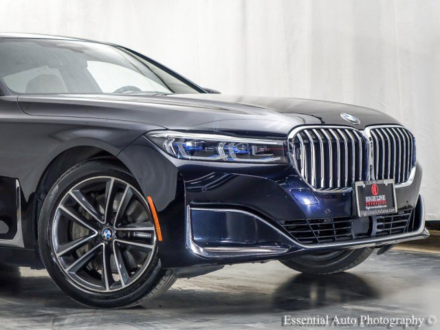 Used 2020 BMW 750i xDrive AWD/4WD image 2