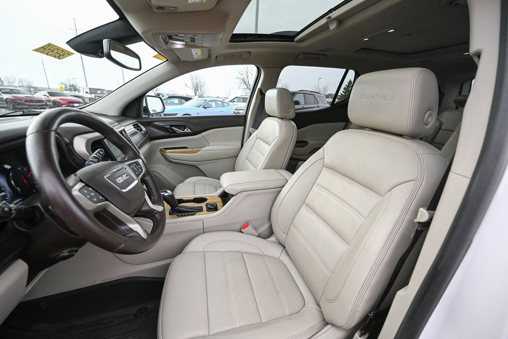 Used 2017 GMC Acadia Denali w/ Technology Package image 21