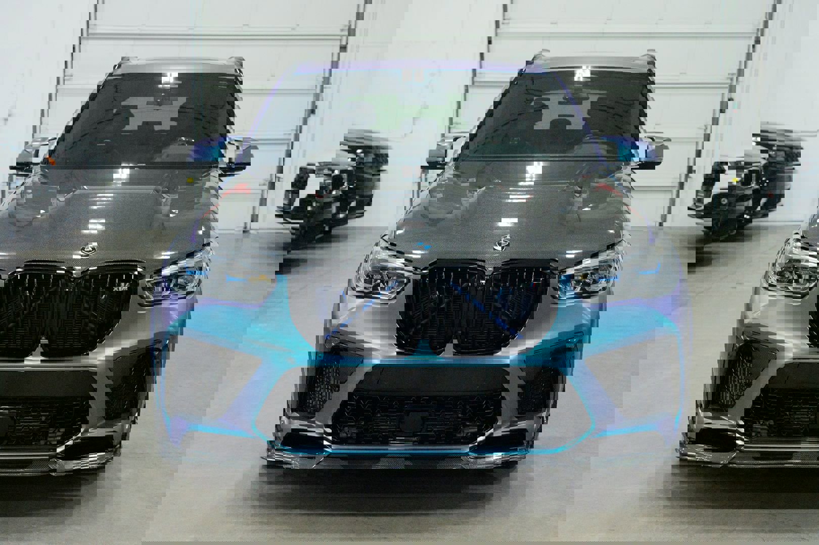 Used 2022 BMW X5 M w/ Executive Package image 2