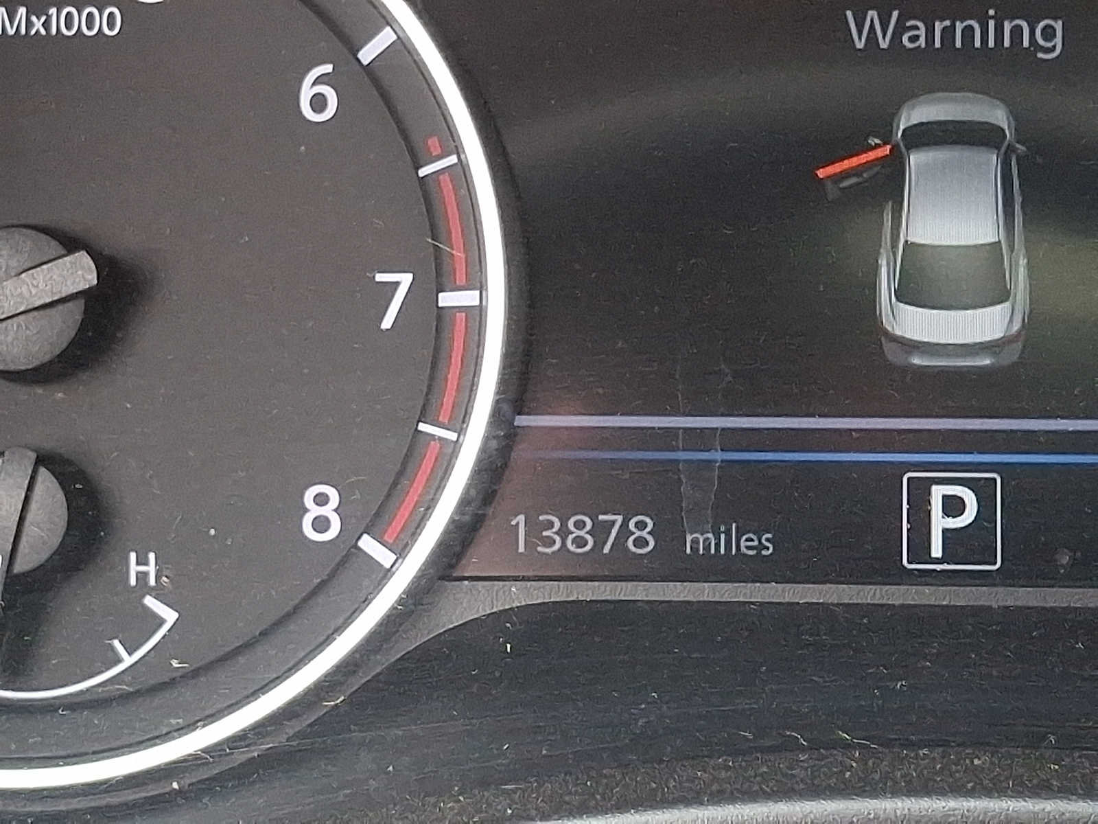 Used 2024 Nissan Sentra SR w/ SR Premium Package FWD image 17