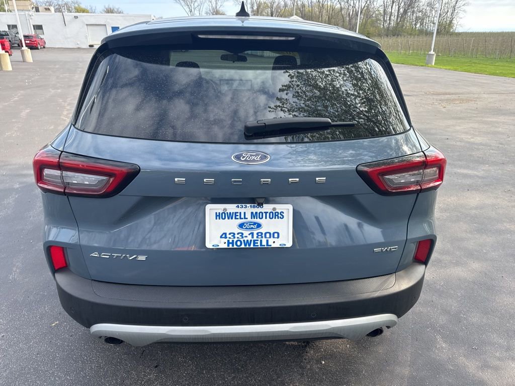 Used 2023 Ford Escape Active w/ Tech Pack #1 AWD/4WD image 6