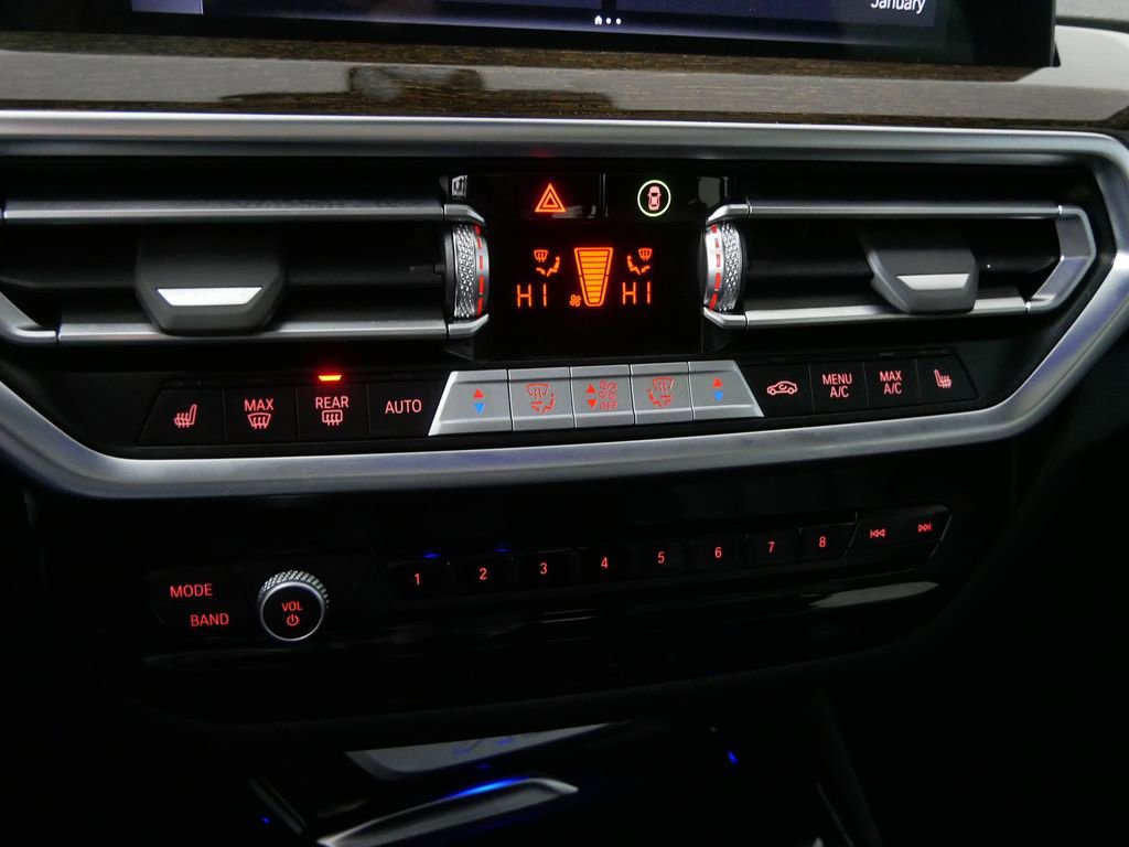 Used 2023 BMW X3 xDrive30i image 28