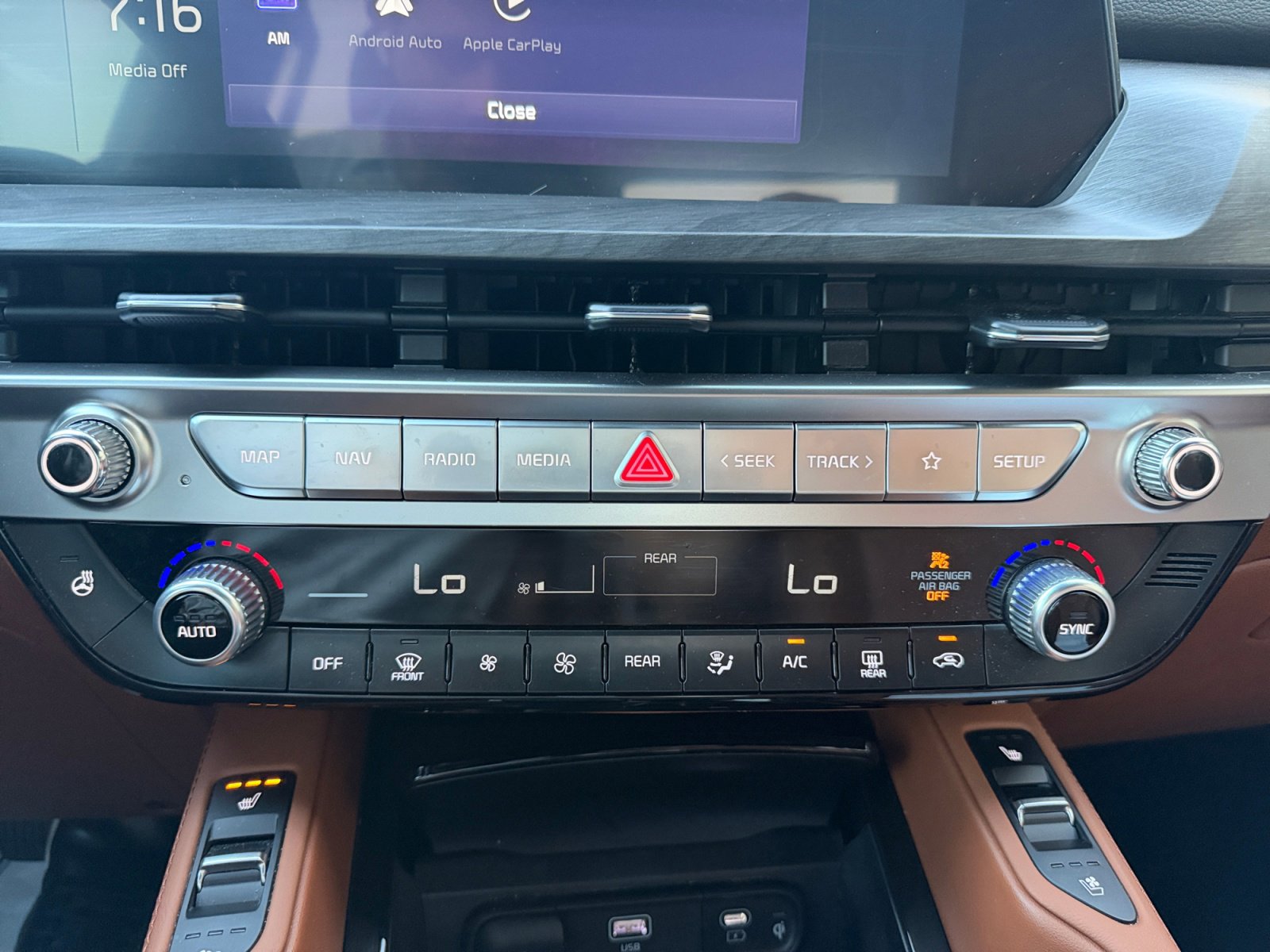 Used 2025 Kia Telluride EX X-Line image 11