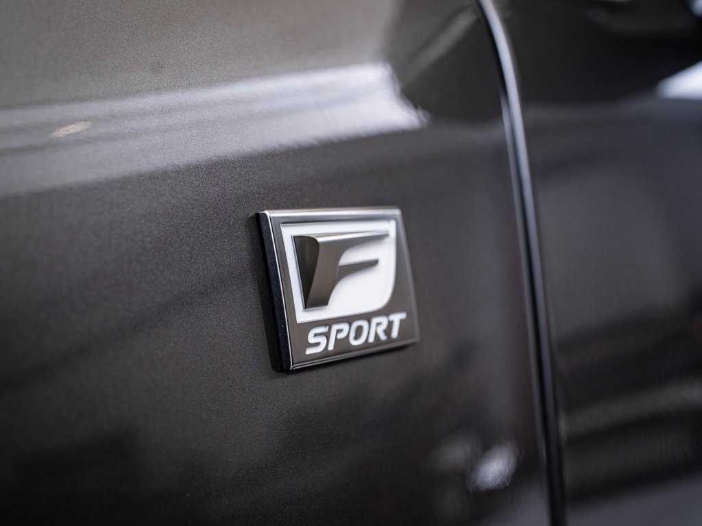 Used 2022 Lexus LX 600 F Sport image 16