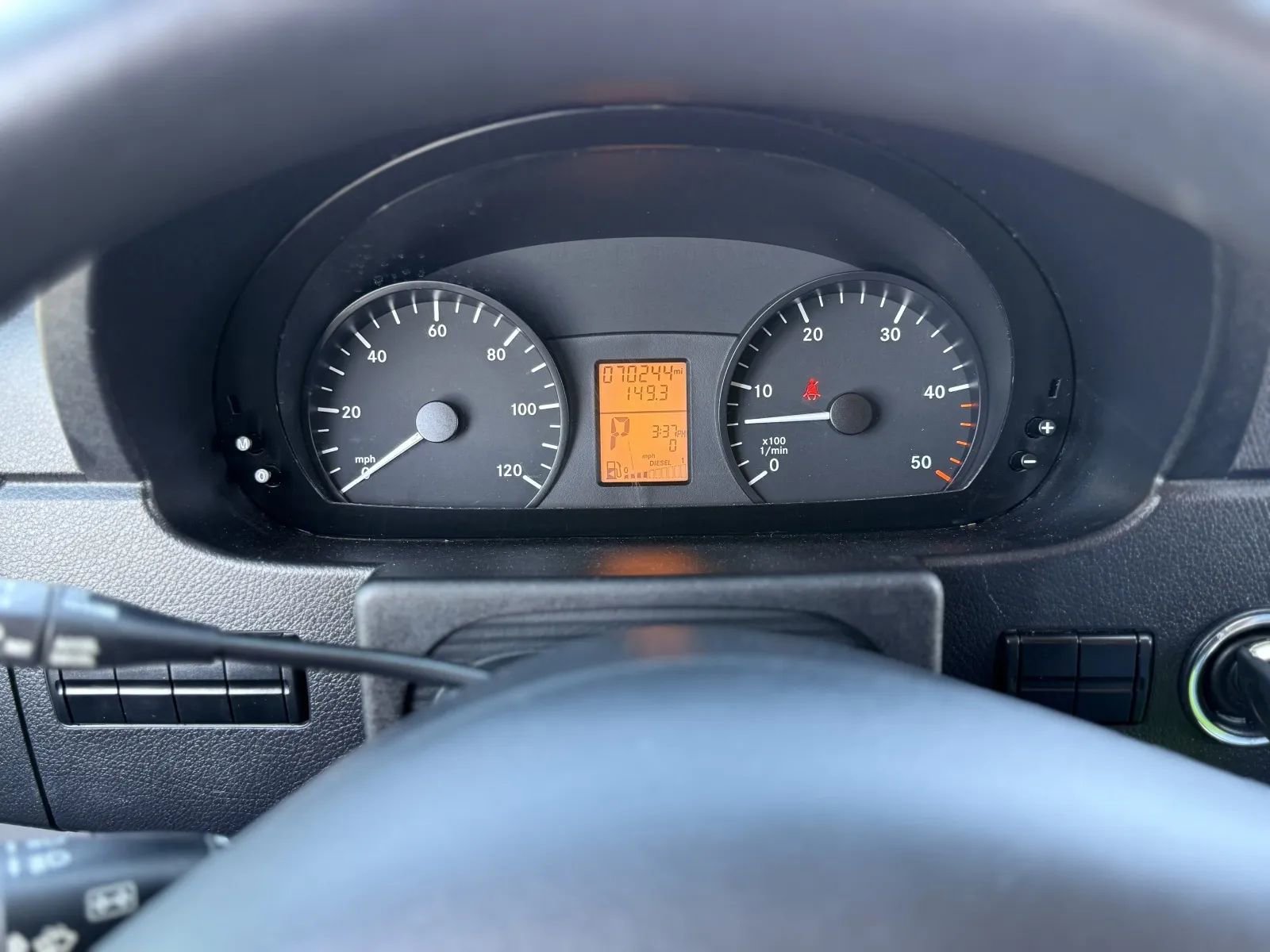 Used 2014 Mercedes-Benz Sprinter 2500 image 17