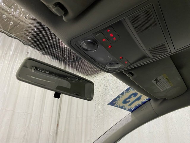 Used 2013 Volkswagen Golf 2-Door image 20