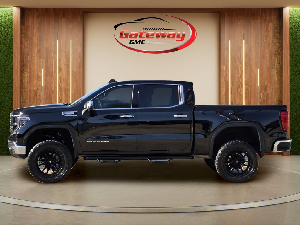 Used 2023 GMC Sierra 1500 SLT RWD image 8
