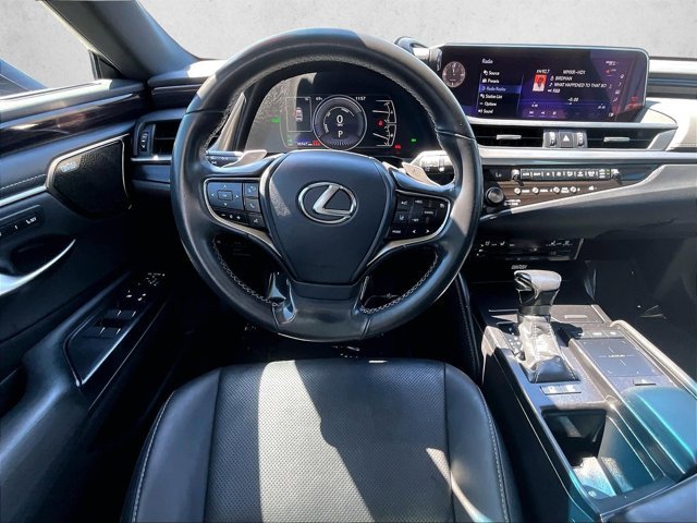 Used 2020 Lexus ES 300h w/ Premium Package image 7