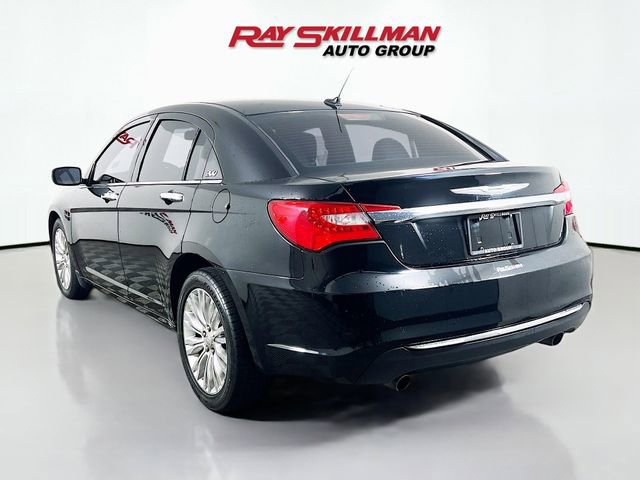 Used 2011 Chrysler 200 Limited image 5