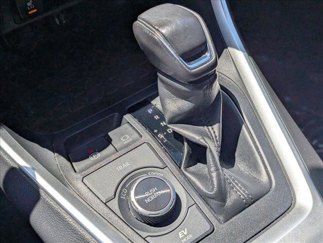 Used 2019 Toyota RAV4 Limited w/ Carpet Mat Package AWD/4WD image 13