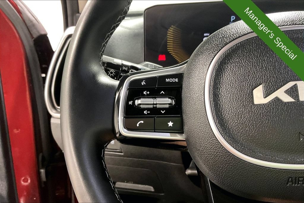 Used 2025 Kia Sorento EX w/ Panoramic Sunroof Package FWD image 25
