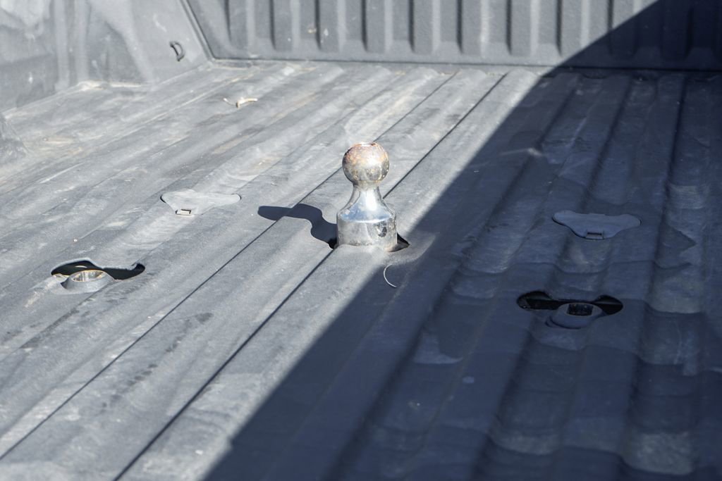 Used 2024 GMC Sierra 3500 Denali Ultimate image 8