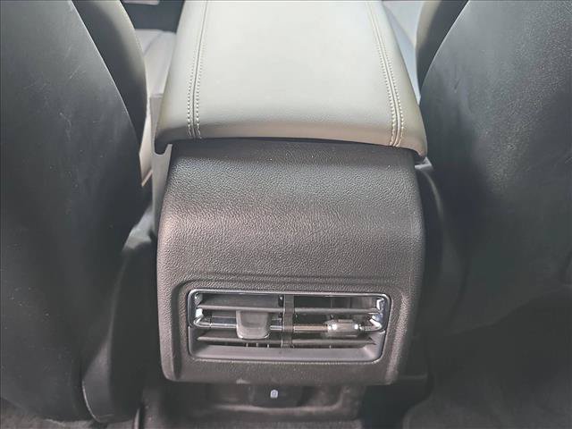 Used 2024 Lincoln Corsair Grand Touring AWD/4WD image 18