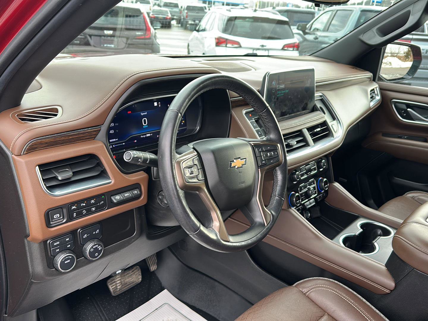 Used 2022 Chevrolet Suburban High Country image 15