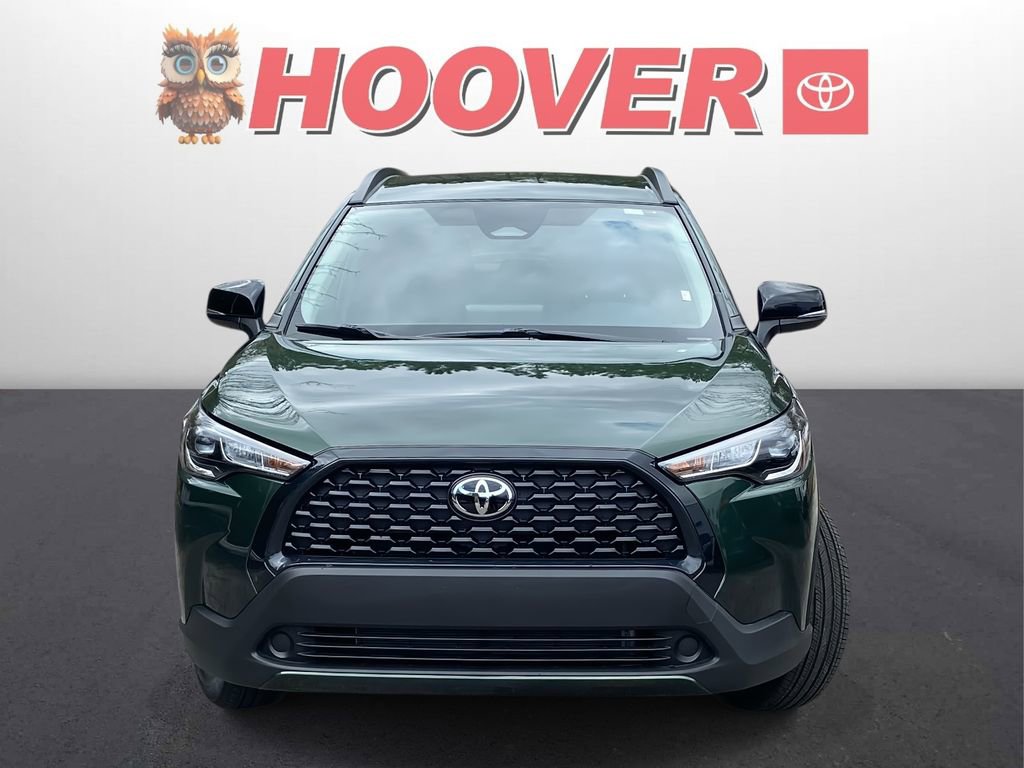 Used 2025 Toyota Corolla Cross LE image 8