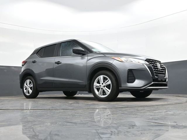 Used 2021 Nissan Kicks S image 29