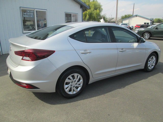 Used 2019 Hyundai Elantra SE FWD image 6