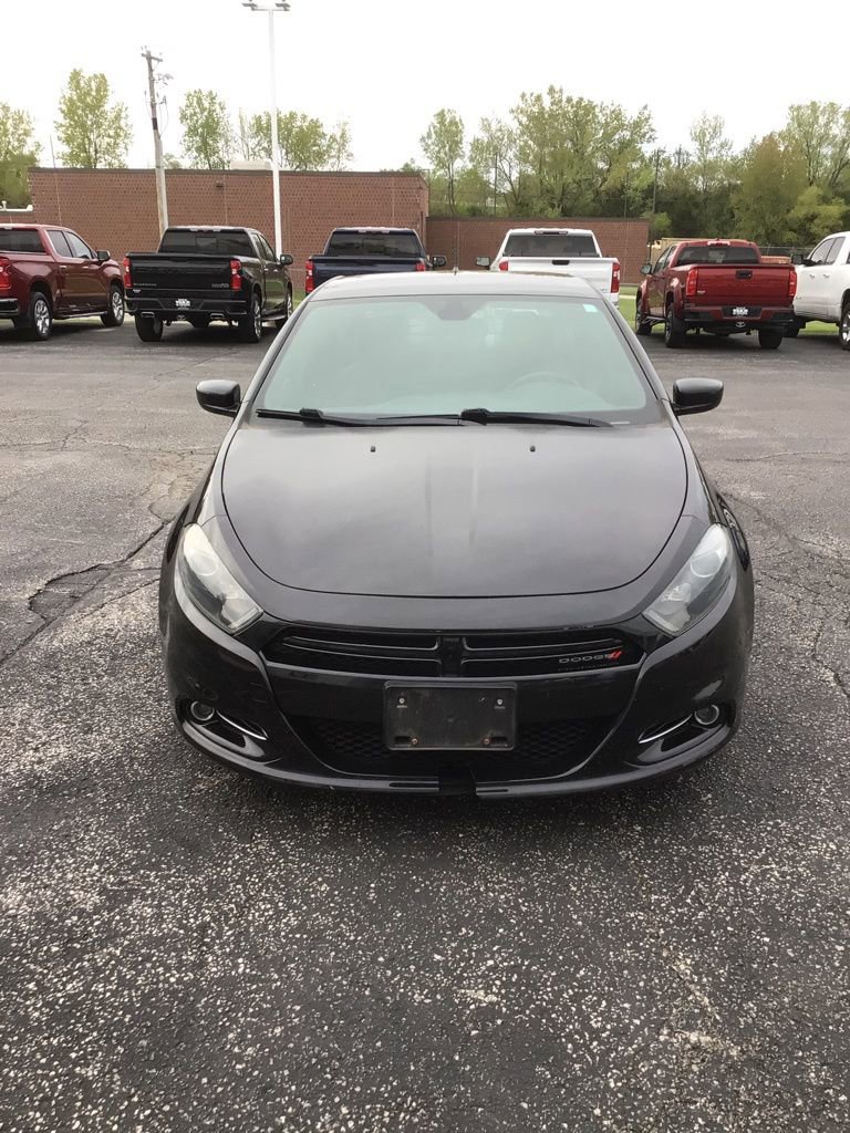 Used 2016 Dodge Dart SXT w/ Rallye Appearance Group FWD image 2