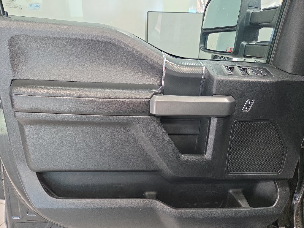 Used 2018 Ford F150 XLT w/ Equipment Group 301A Mid AWD/4WD image 32