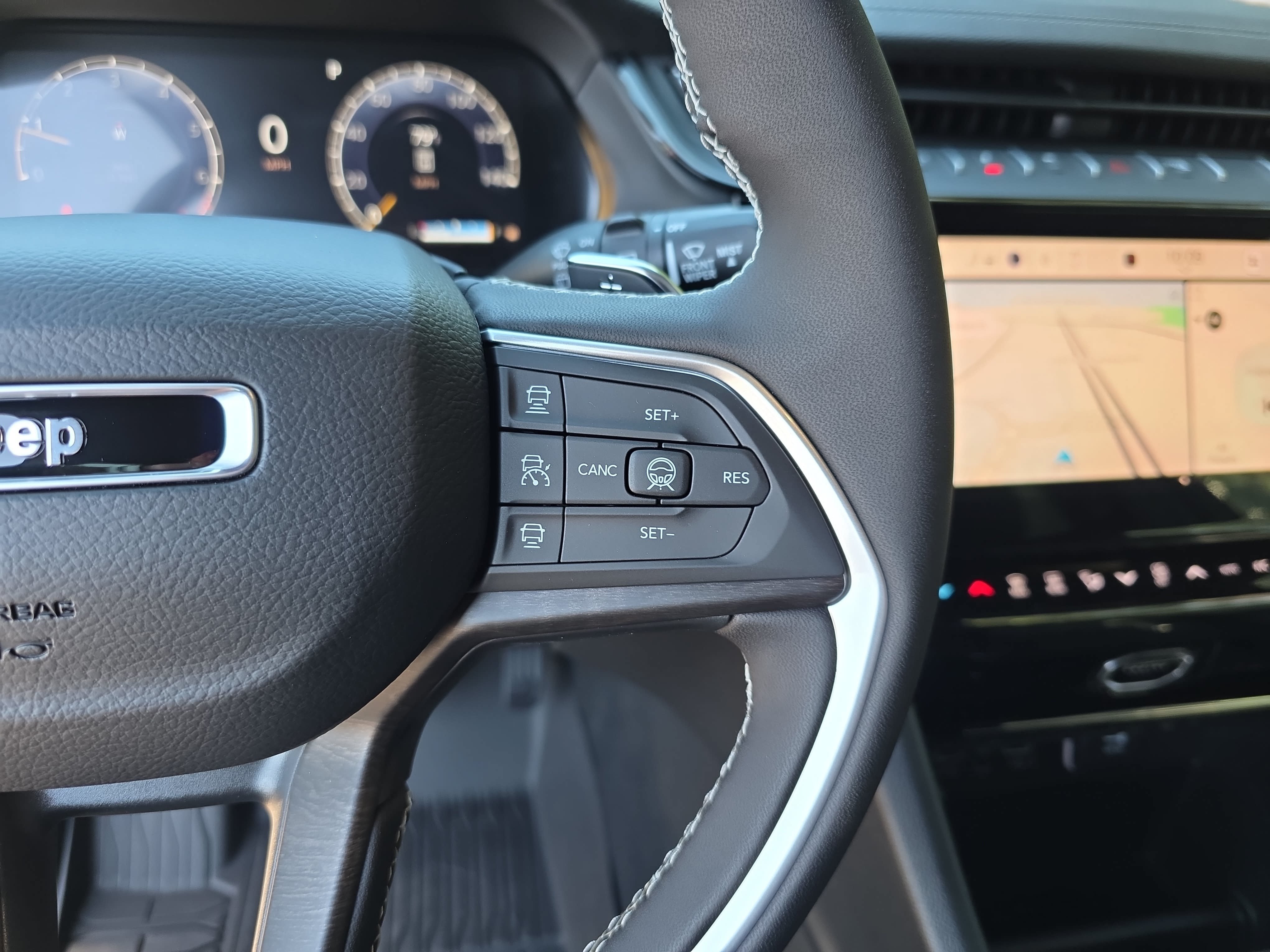 New 2026 Jeep Grand Cherokee Limited AWD/4WD image 16