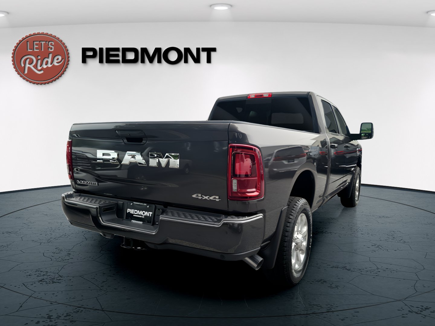 New 2026 RAM 2500 Laramie AWD/4WD image 6