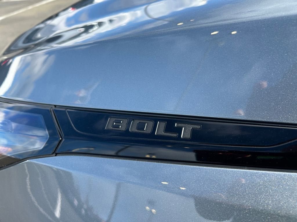 New 2027 Chevrolet Bolt RS w/ Technology Package FWD image 33