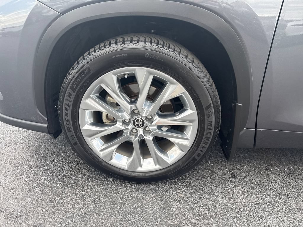 Used 2020 Toyota Highlander Limited AWD/4WD image 38