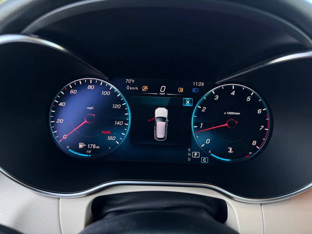 Used 2020 Mercedes-Benz GLC 300 4MATIC image 25