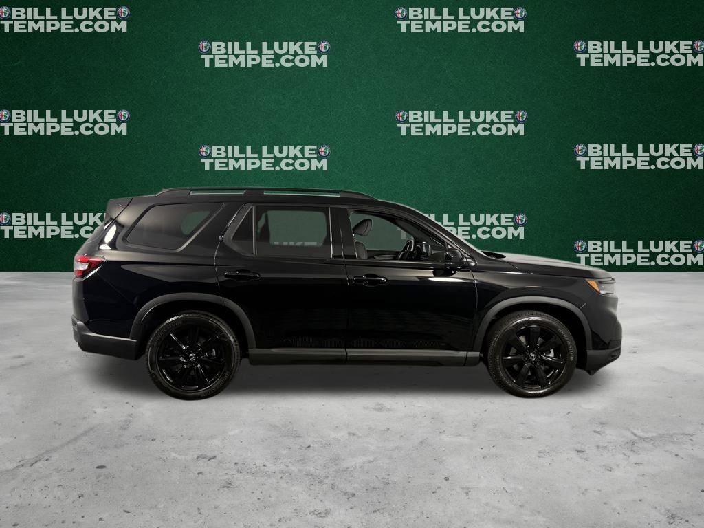 Used 2025 Honda Pilot Black Edition image 3